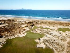 Tara Iti 14th Aerial Green